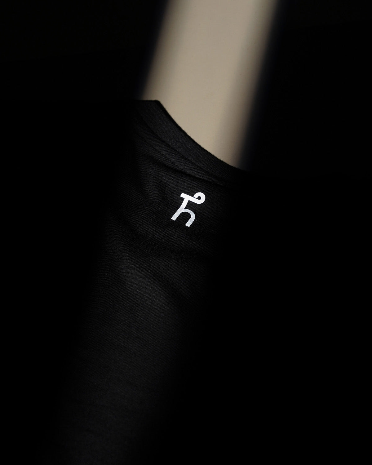 Women's Slice Tee - Baest Mode - Bison Black - Bamboo